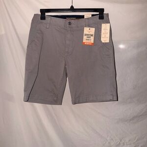 Dockers Men's Flat Front Gray Shorts